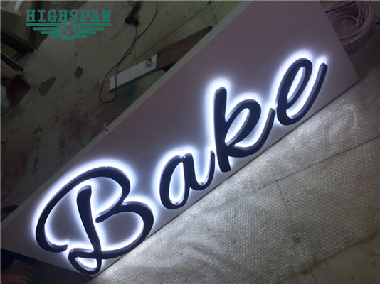 レーザーはバックリットの手紙の印板12Vステンレス鋼の表記の手紙を切った