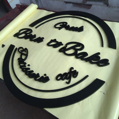 アクリル3D手紙の印は非ビジネス ロゴの壁の台紙のロゴの印の手紙を照らした