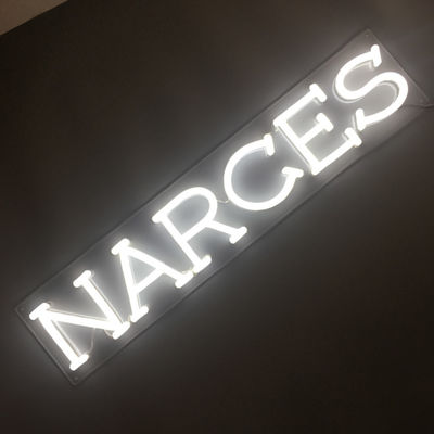 ULの壁62cmのための明確なアクリルの背部ネオン サインの手紙長く