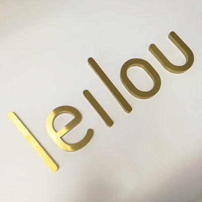 OEM ODMの化粧品の店の金属の手紙の印は屋外を製造した