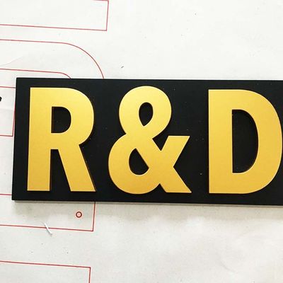 印の屋内装飾のためのビジネス ロゴの明確なプラスチック手紙