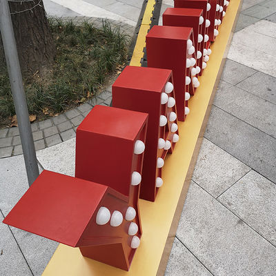 電気めっきする屋外の照らされた巨大な玄関ひさしの手紙ライト