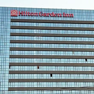 3-5mmの印刷されたアクリルの造る印の紫外線はステンレス鋼の手紙を製造した