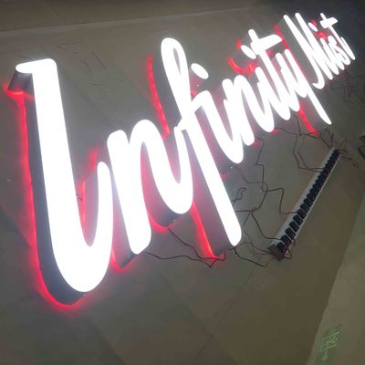 屋外の習慣レーザーは金属のロゴの印をつける印板HIGHSPANを切った