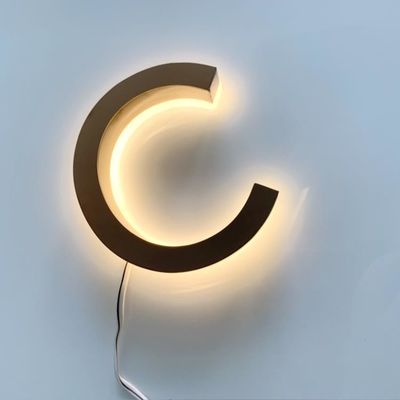 3d手紙の印のアクリルの文字を入れる表記304#のステンレス鋼3cmの上の屋外ライト