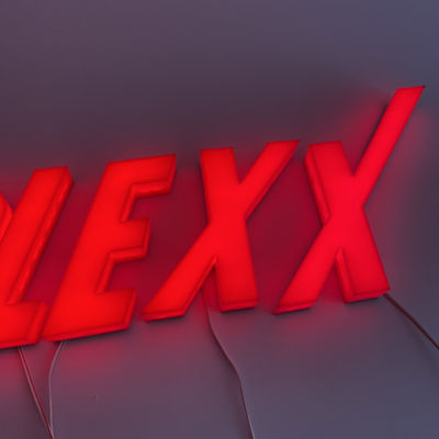 注文の文字を入れる3d手紙の印の涼しい落書きのアルファベットDc12v 5cm