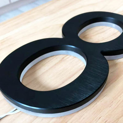 広告3Dのアクリルのバックリットの手紙の印の黒は12cmの厚さを塗った