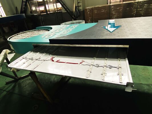 チャンネルレターサイン 3Dレターサインサービス 小売、ホスピタリティ、企業ブランディング向けのカスタムサインソリューションを提供