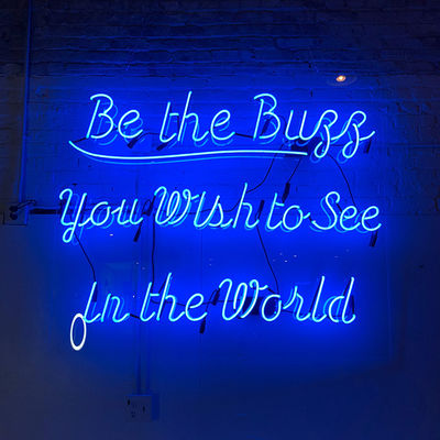 高い透明物のアクリルの個人化されたネオン サイン生命50000時間の